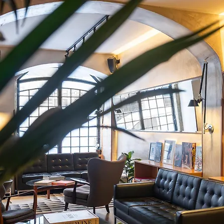 Browns Downtown Szálloda 3*