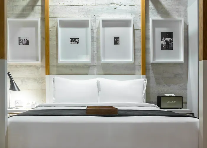 Browns Downtown Lisbon