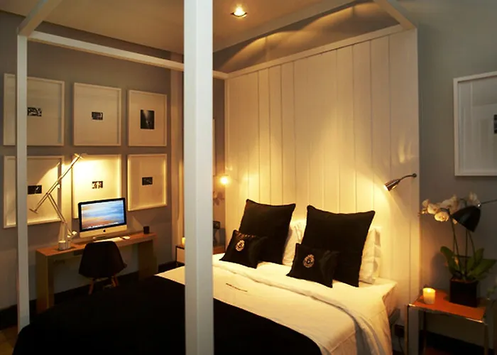 布朗市中心酒店